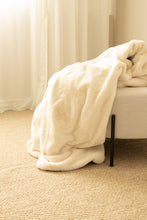 Pläd Heaven Natur - Pläd med Pälskänsla - KM Home | Mattfabriken