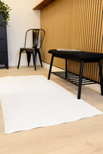 Hilma Plain Vit - Plastmatta - KM Home | Mattfabriken