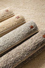 Bubble Taupe - Kvadratisk Ullmatta - KM Home | Mattfabriken