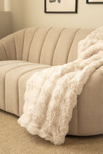 Pläd Bubble Natur - Pläd med Pälskänsla - KM Home | Mattfabriken