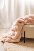 Pläd Bubble Rosa - Pläd med pälskänsla - KM Home | Mattfabriken