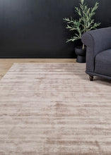 Tribeca Linne - Handvävd Viskosmatta