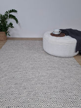 Gåsöga Grå - Ullmatta - K/M Carpets | Mattfabriken