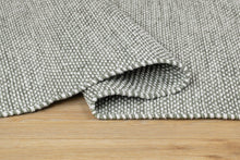 Alva Skogsgrön - Garnmatta - K/M Carpets | Mattfabriken