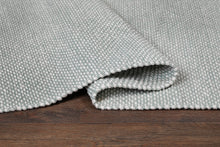 Alva Ljusgrön - Garnmatta - K/M Carpets | Mattfabriken