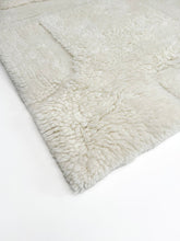 Pure Abstrakt Creme - Ullmatta - K/M Carpets | Mattfabriken