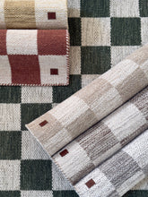 Chessie Ockragul Kvadrat - Handvävd Ullmatta - KM Home | Mattfabriken