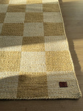 Chessie Ockragul - Handvävd Ullmatta - KM Home | Mattfabriken