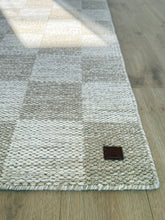 Chessie Linne - Handvävd Ullmatta - KM Home | Mattfabriken