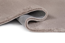 Heaven Taupe - Ryamatta med pälskänsla - KM Home | Mattfabriken