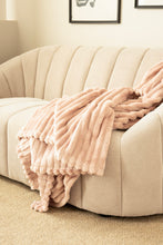 Pläd Stripe Gammelrosa - Pläd med Randstruktur - KM Home | Mattfabriken