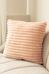Kudde Stripe Gammelrosa - Kudde med Randstruktur - KM Home | Mattfabriken