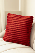 Kudde Stripe Roströd - Kudde med Randstruktur - KM Home | Mattfabriken