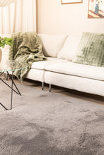 Royal Deluxe Grå - Mjuk Ryamatta - KM Home | Mattfabriken