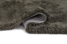 Royal Deluxe Smaragdgrön - Mjuk Ryamatta - KM Home | Mattfabriken