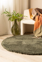 Royal Deluxe Smaragdgrön - Mjuk Rund Ryamatta - KM Home | Mattfabriken