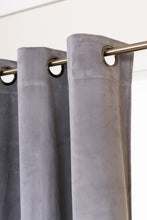 Saga Silver 240 cm - Sammetsgardin 2-pack