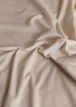 Saga Creme 240 cm - Sammetsgardin 2-pack