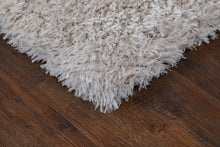 Floki Vit - Rund Ryamatta - K/M Carpets | Mattfabriken