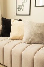 Kudde Heaven Natur - Kudde med Pälskänsla - KM Home | Mattfabriken