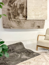 Heaven Deluxe Taupe - Matta med pälskänska - K/M Carpets | Mattfabriken