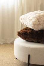 Kudde Bubble Brun - Kudde med Pälskänsla - KM Home | Mattfabriken