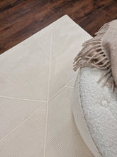 Palermo Lines Vit - Modern Matta - K/M Carpets | Mattfabriken