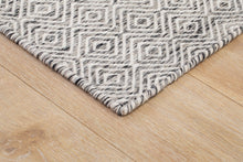 Gåsöga Grå - Ullmatta - K/M Carpets | Mattfabriken