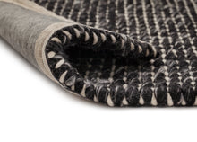 Sindi Antracit - Handvävd Ullmatta - K/M Carpets | Mattfabriken