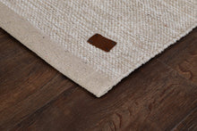 Borgholm Creme - Handvävd Garnmatta - K/M Carpets | Mattfabriken